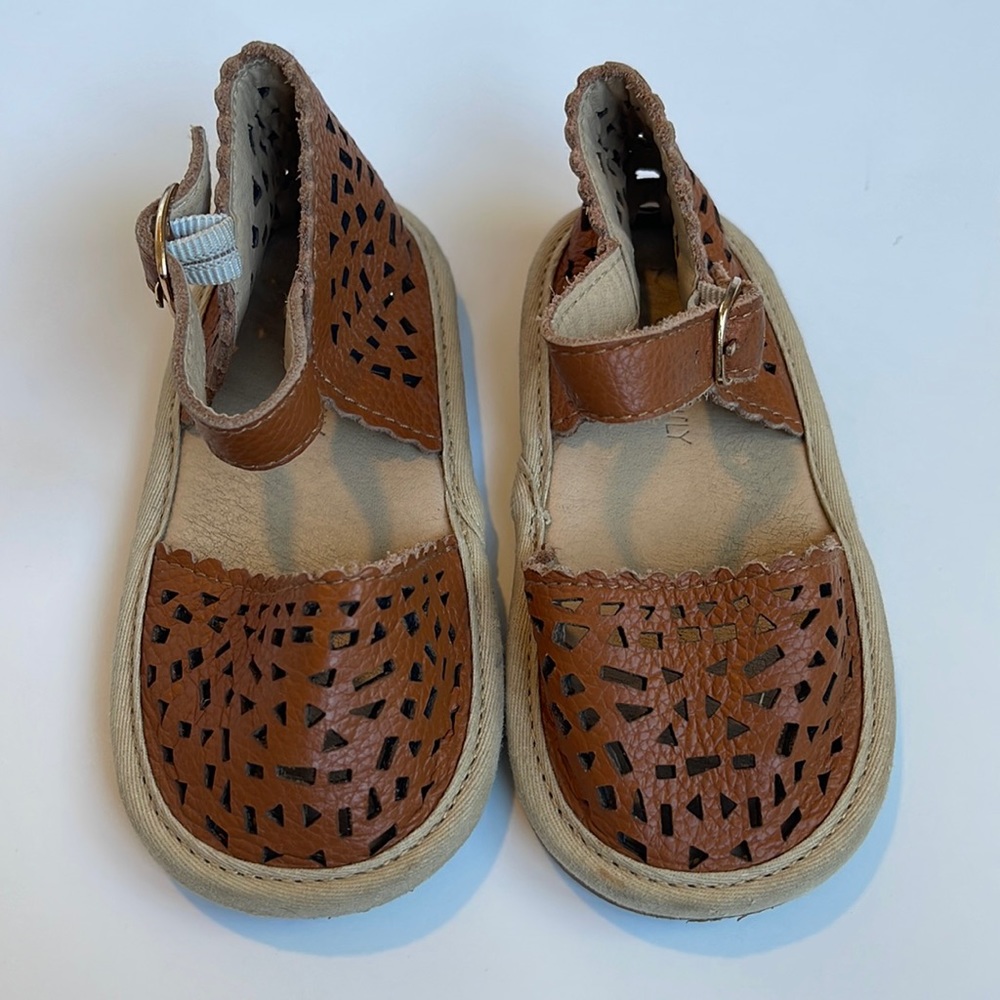 Leather sandals